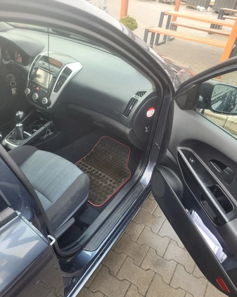 Kia Ceed cena 20000 przebieg: 200280, rok produkcji 2011 z Częstochowa małe 92